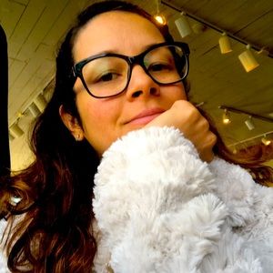 Meet your Posher, Ali